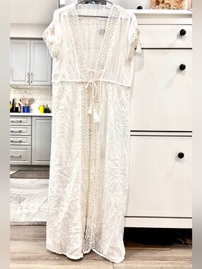 blue island White Crochet-Trim Sheer Cover-Up